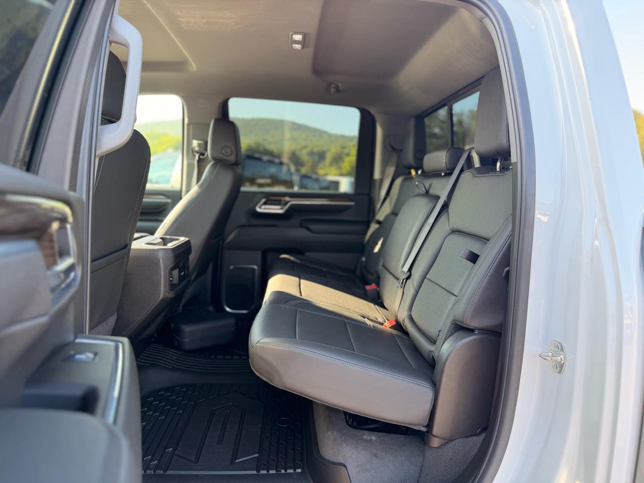 Chevrolet Silverado 3500HD  2025