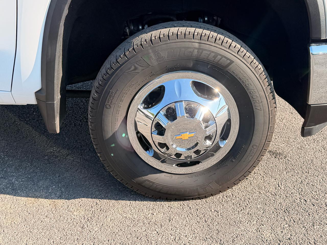 Chevrolet Silverado 3500HD  2025