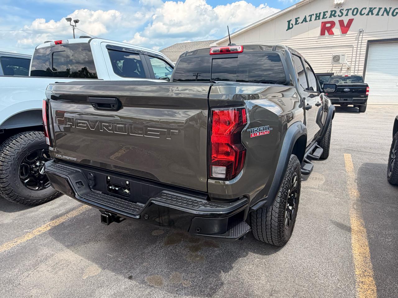 Chevrolet Colorado Trail Boss Crew Cab 4WD 2023