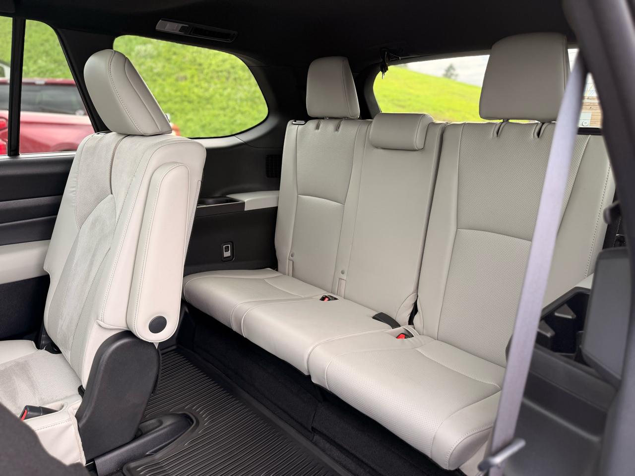 Toyota Grand Highlander Hybrid MAX Limited AWD 2024