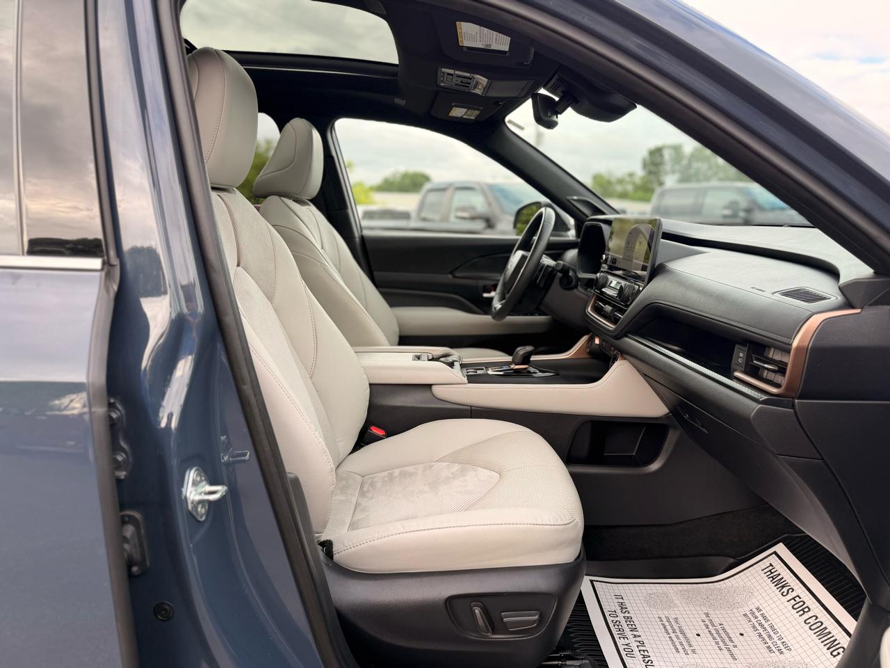 Toyota Grand Highlander Hybrid MAX Limited AWD 2024