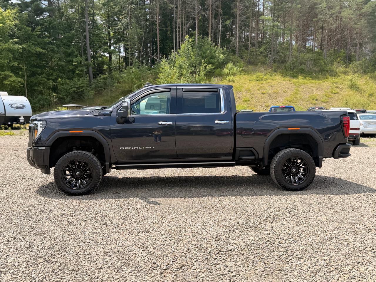 GMC Sierra 2500HD Denali Ultimate Crew Cab 4WD 2024