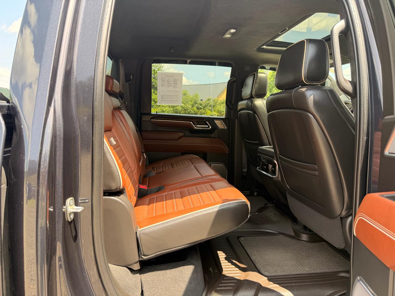 GMC Sierra 2500HD Denali Ultimate Crew Cab 4WD 2024
