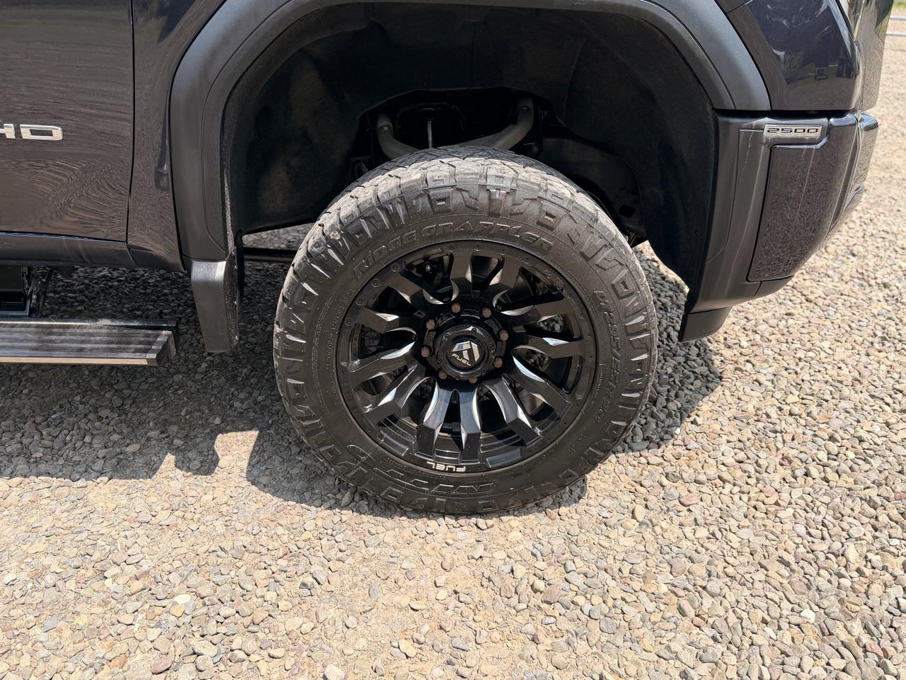 GMC Sierra 2500HD Denali Ultimate Crew Cab 4WD 2024