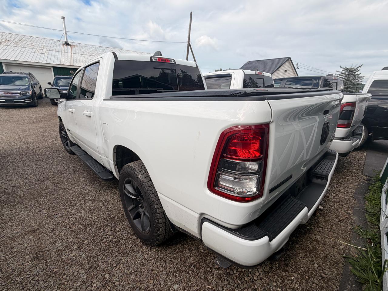RAM 1500 Big Horn Crew Cab SWB 4WD 2020