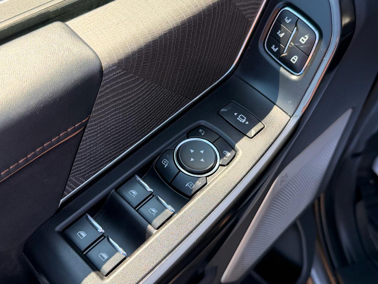 Ford F-150 Platinum SuperCrew 4WD 2022