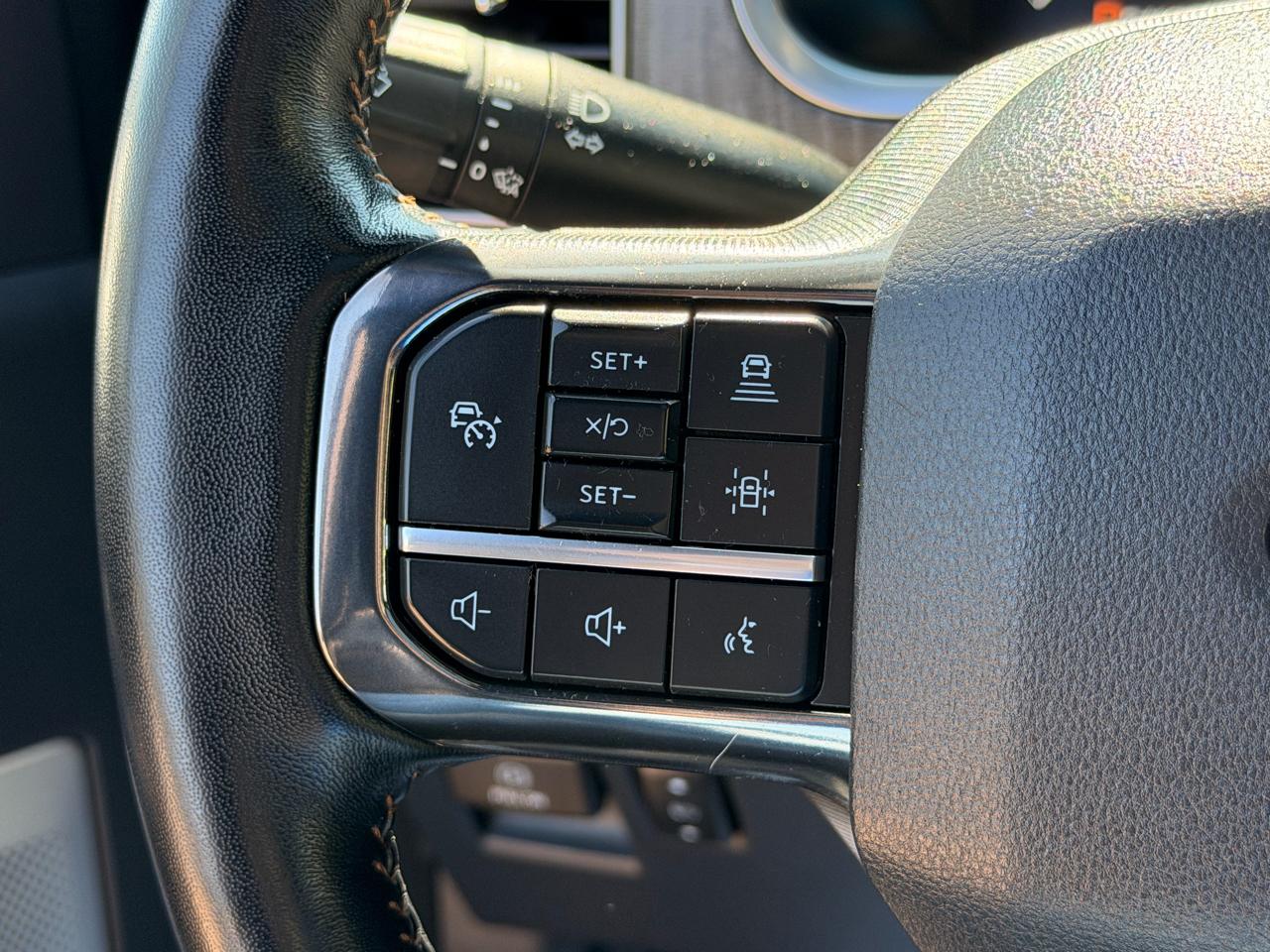 Ford F-150 Platinum SuperCrew 4WD 2022