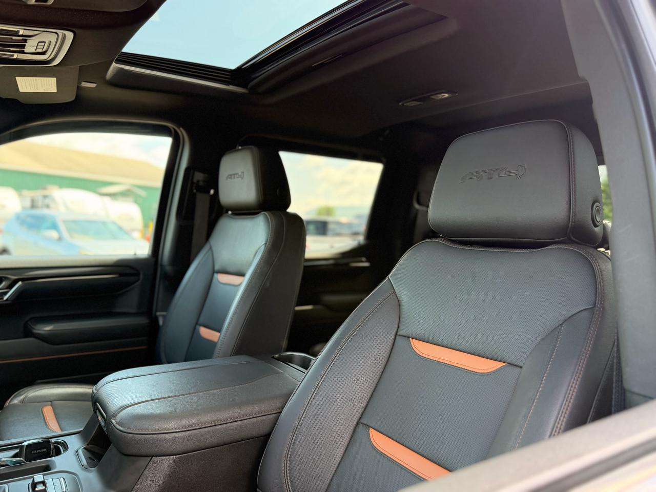 GMC Sierra 1500 AT4 Crew Cab 4WD 2023