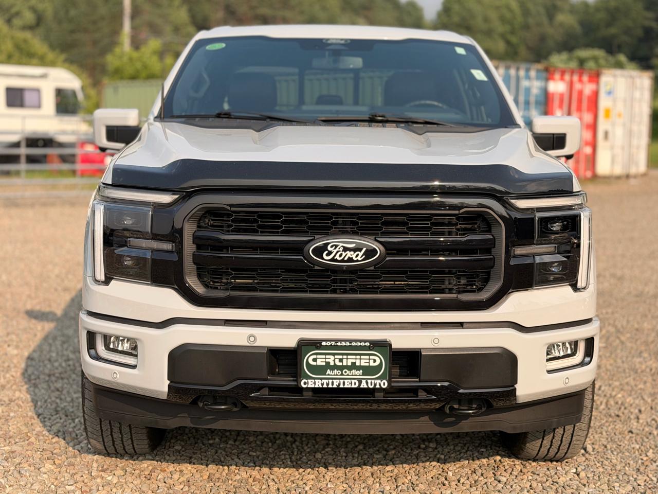 Ford F-150 Lariat SuperCrew 4WD 2024