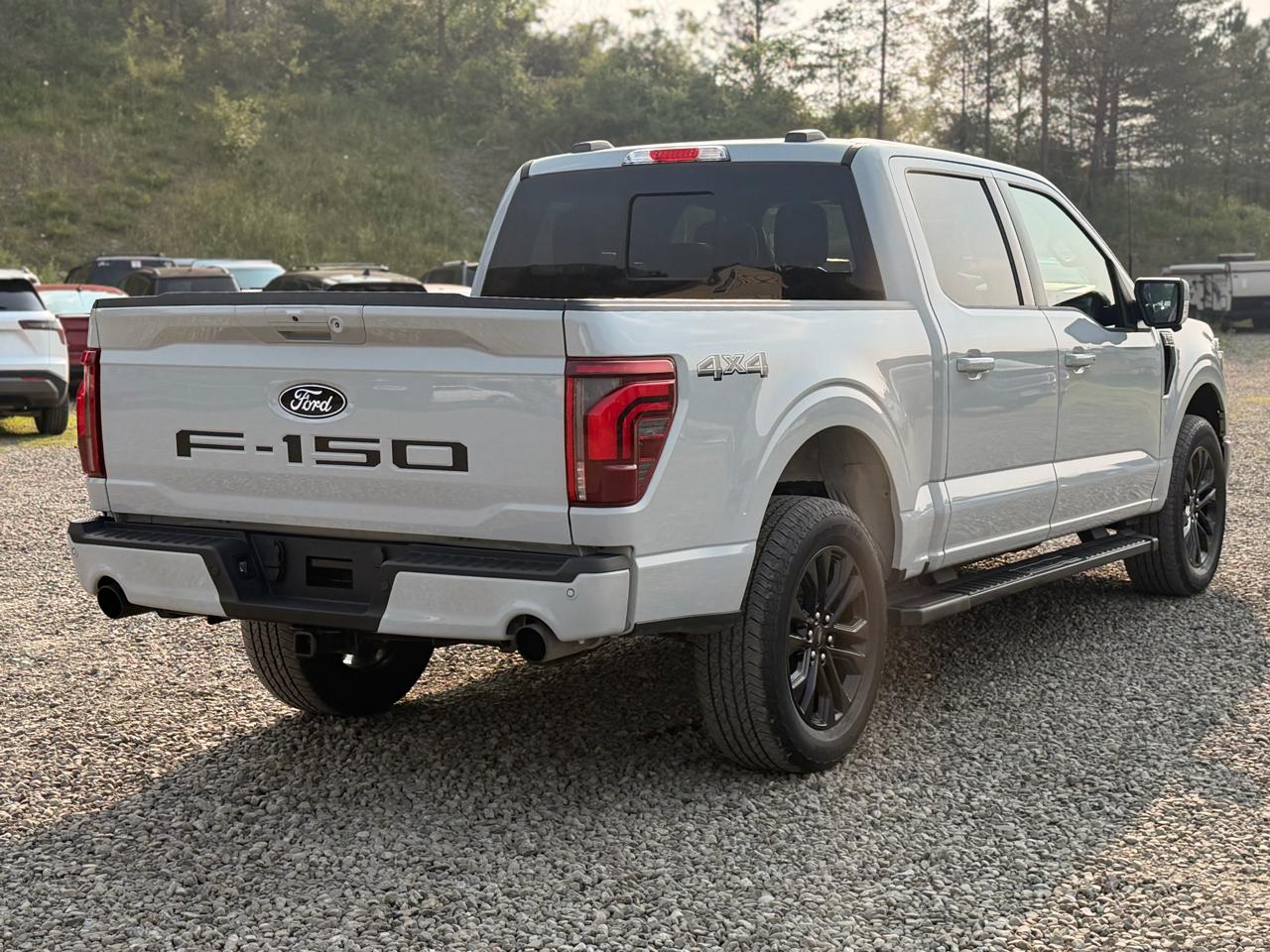 Ford F-150 Lariat SuperCrew 4WD 2024