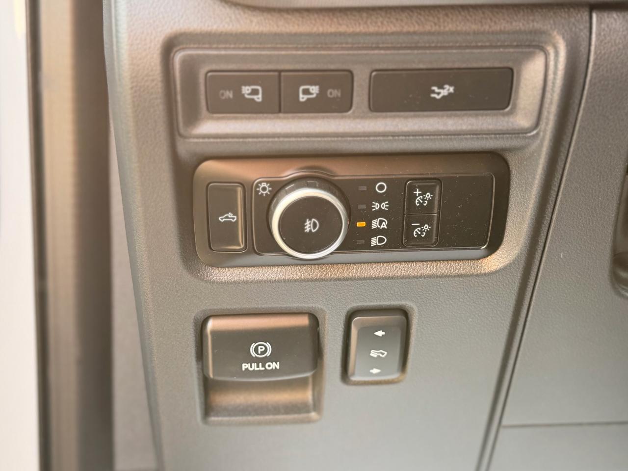 Ford F-150 Lariat SuperCrew 4WD 2024