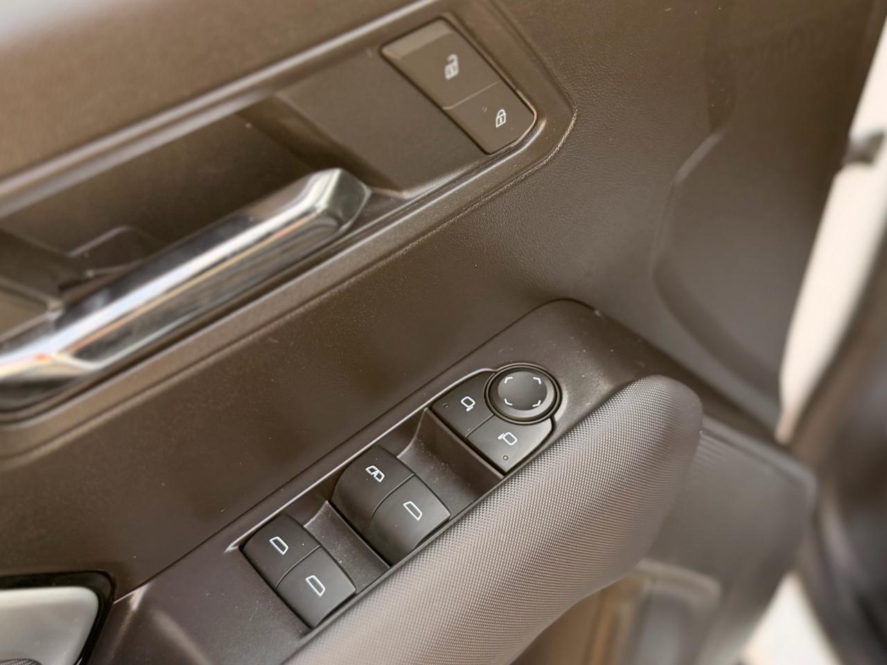 Chevrolet Colorado Z71 Crew Cab 4WD 2025