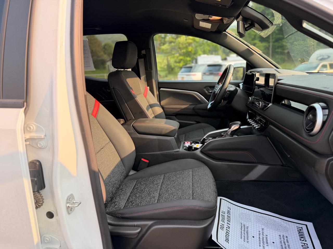 Chevrolet Colorado Z71 Crew Cab 4WD 2025