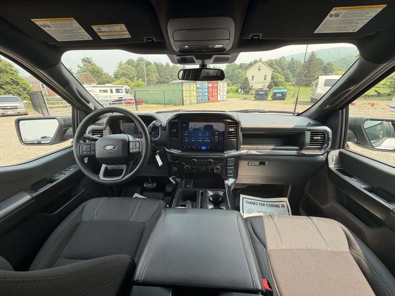 Ford F-150 STX SuperCrew 4WD 2025