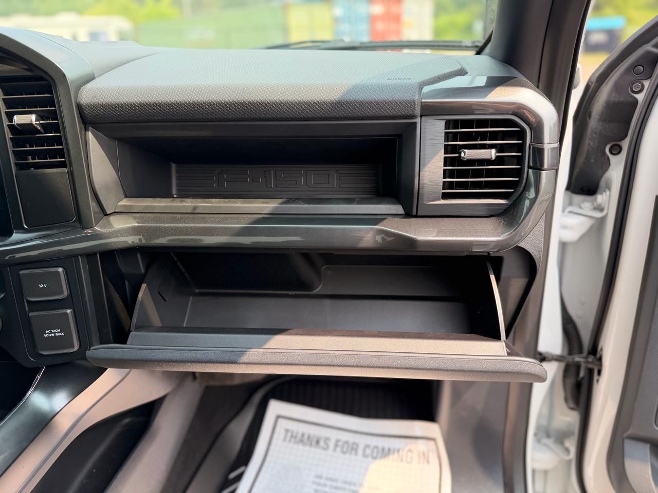 Ford F-150 STX SuperCrew 4WD 2025