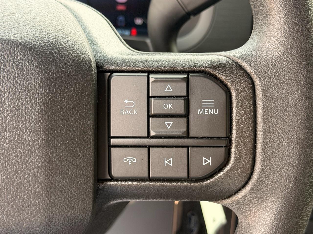Ford F-150 STX SuperCrew 4WD 2025