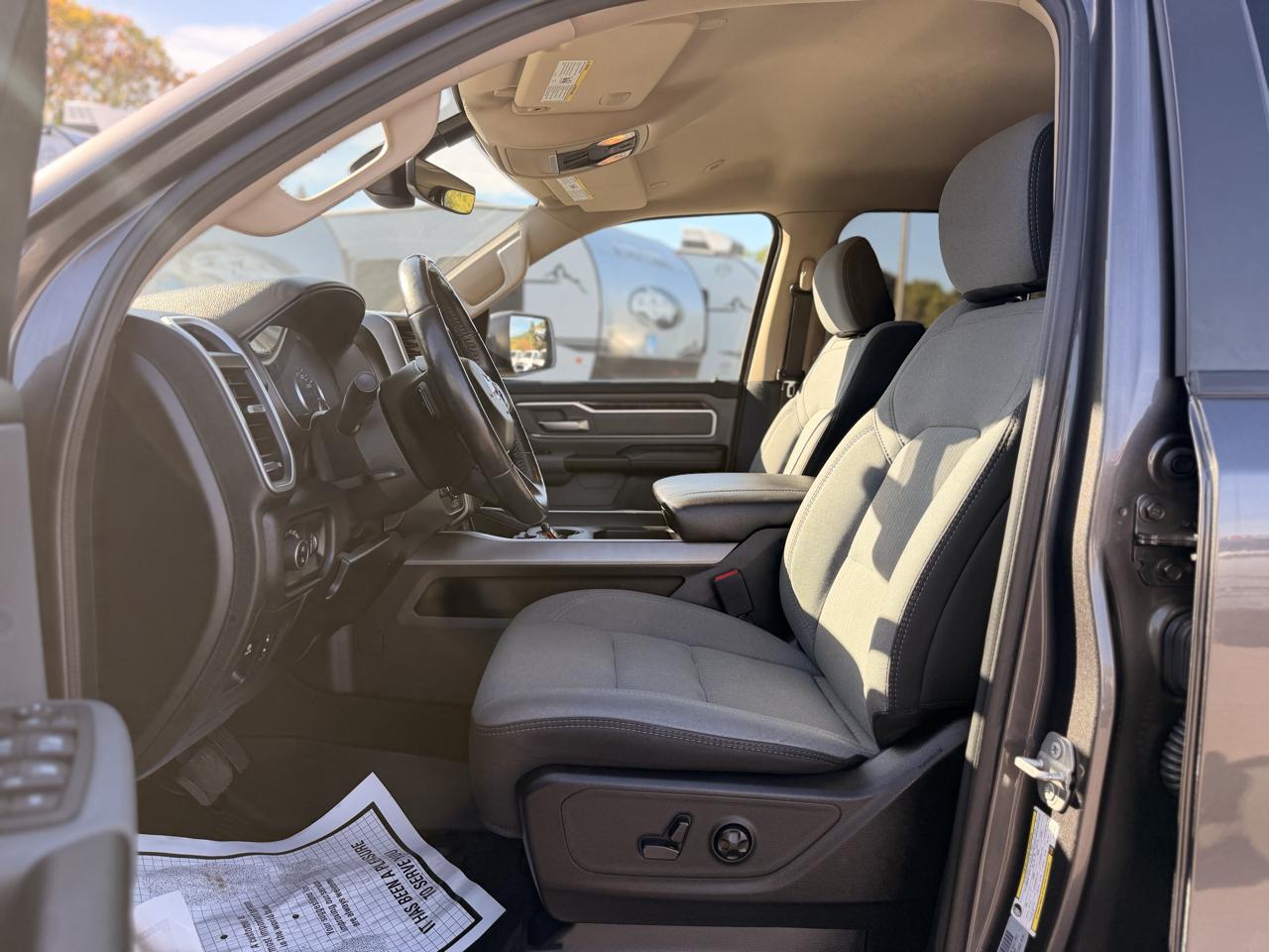 RAM 1500 Big Horn Crew Cab LWB 4WD 2020