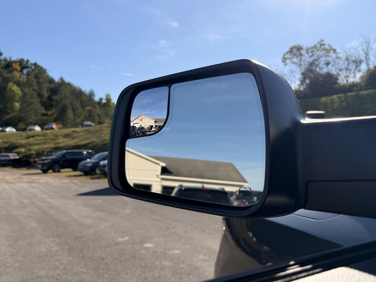 RAM 1500 Big Horn Crew Cab LWB 4WD 2020