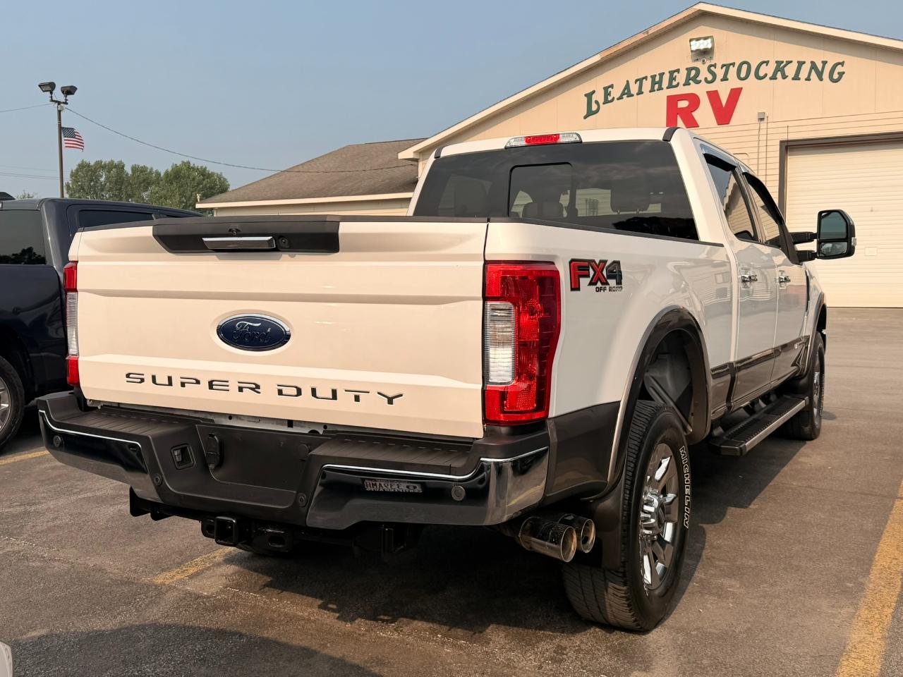 Ford F-250 SD Lariat Crew Cab 4WD 2019