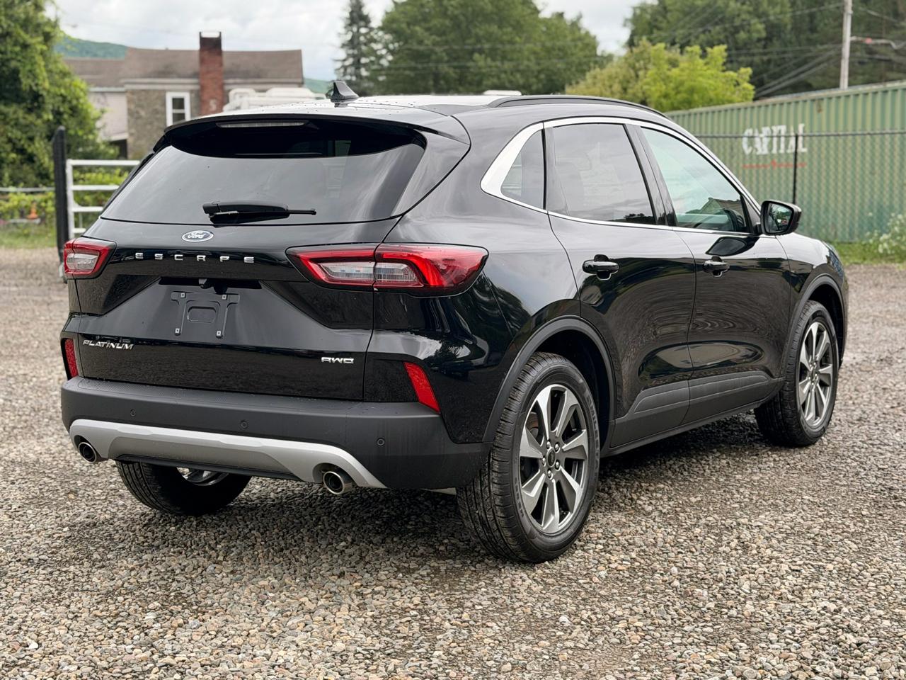 Ford Escape Platinum AWD 2025