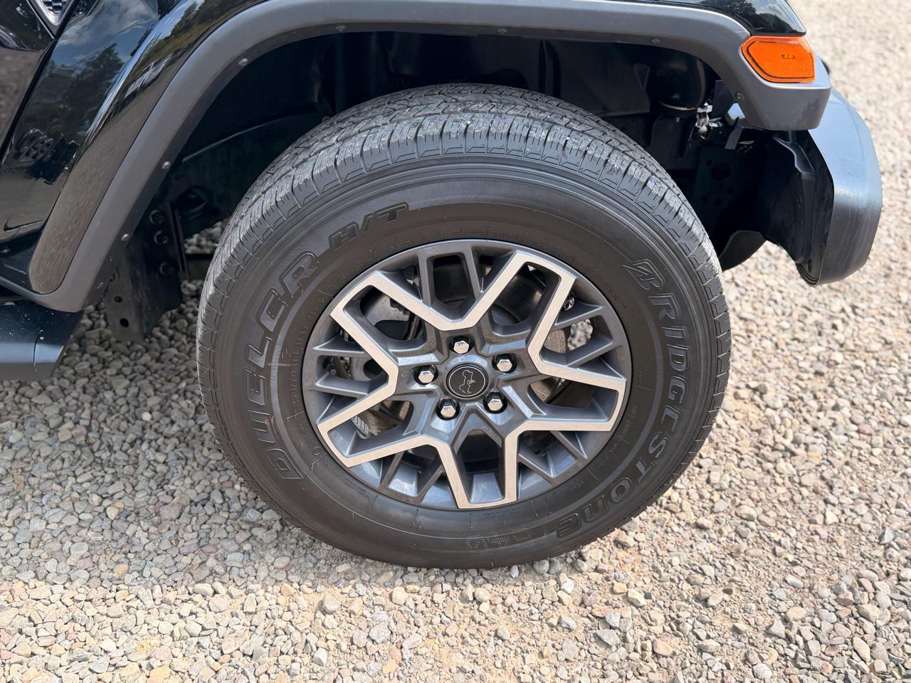 Jeep Wrangler Sahara 2025