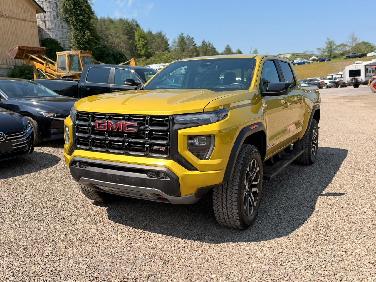 GMC Canyon AT4 Crew Cab 4WD 2023