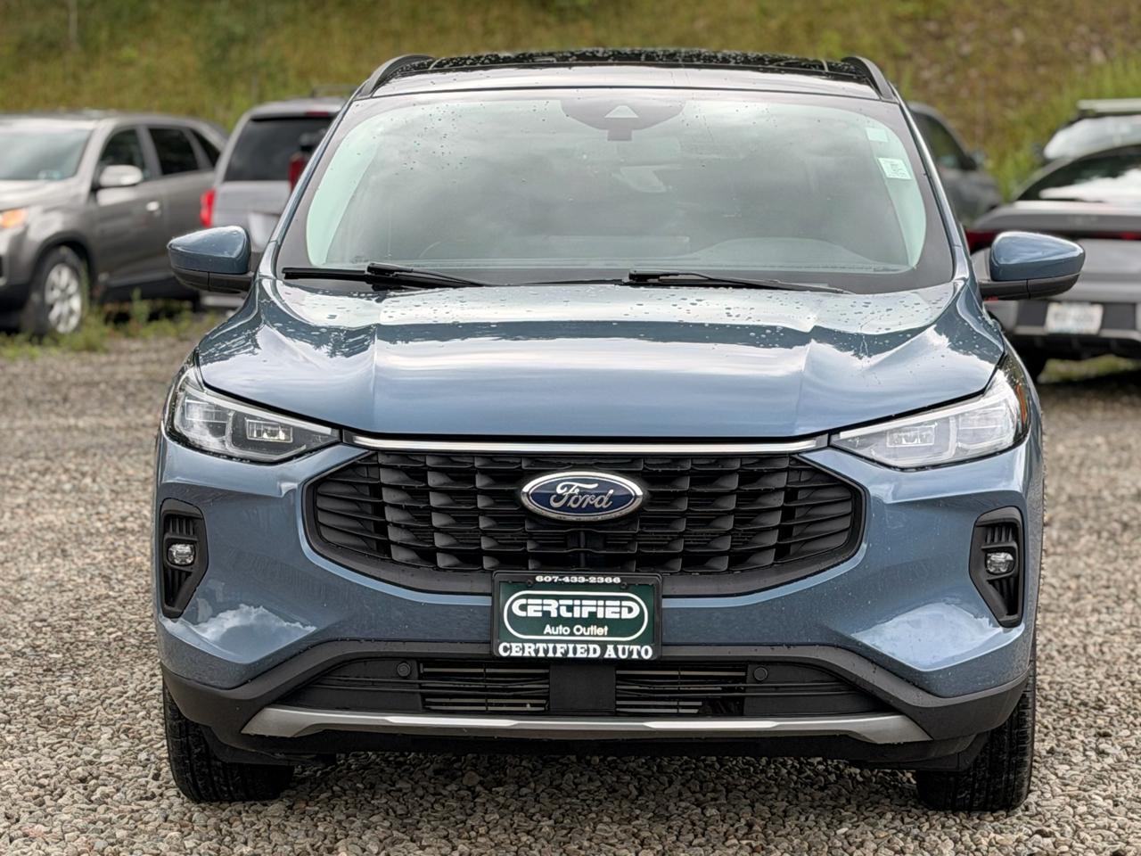 Ford Escape Platinum AWD 2025