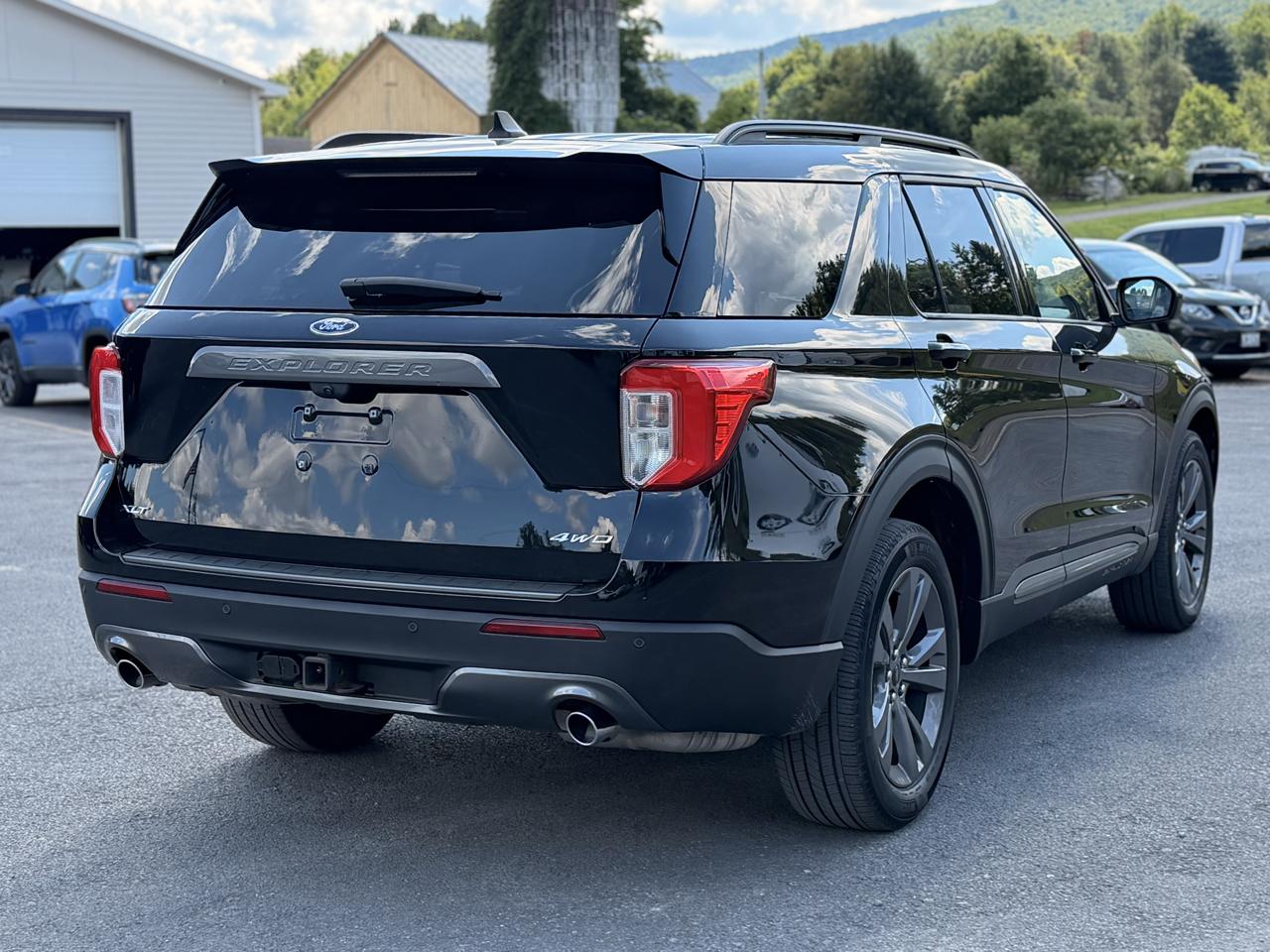 Ford Explorer XLT AWD 2023