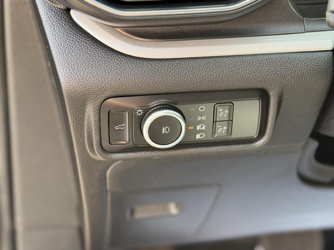 Ford Explorer XLT AWD 2023