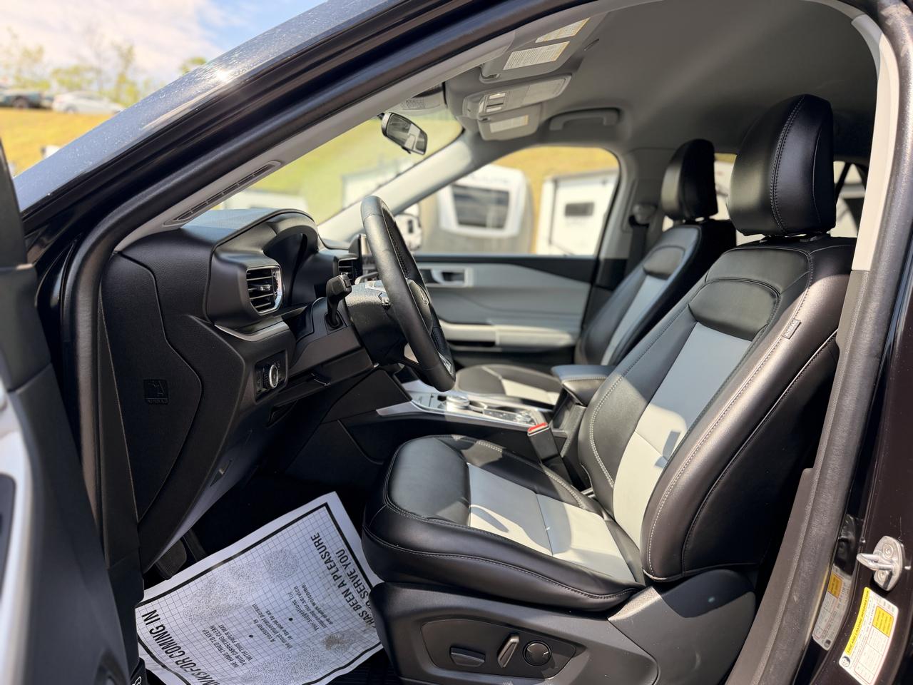 Ford Explorer XLT AWD 2023