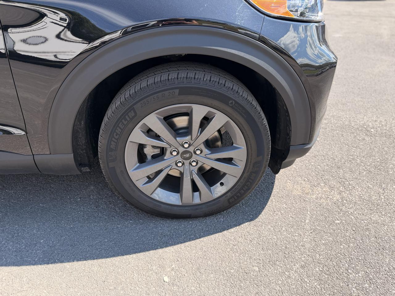 Ford Explorer XLT AWD 2023