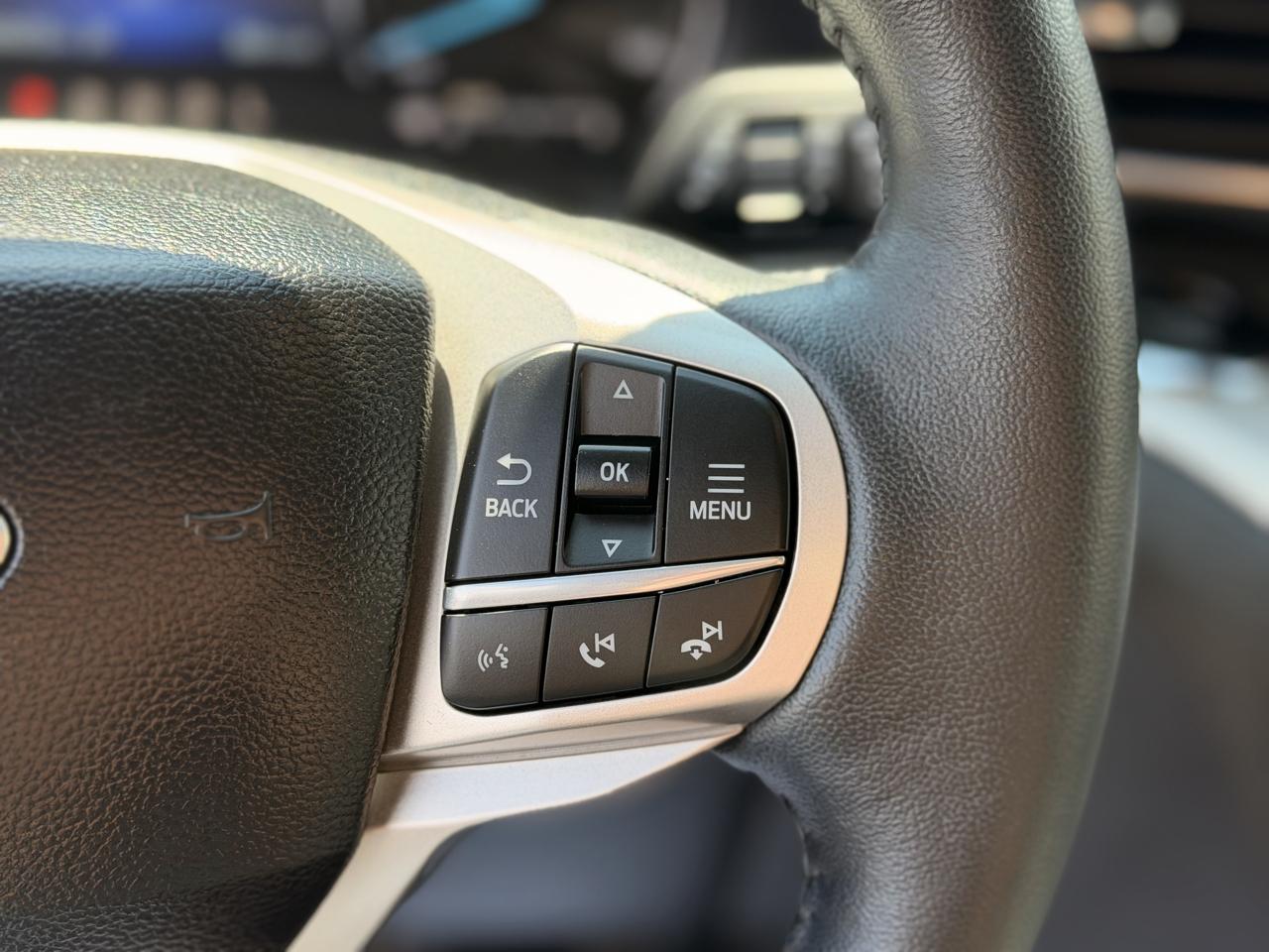 Ford Explorer XLT AWD 2023