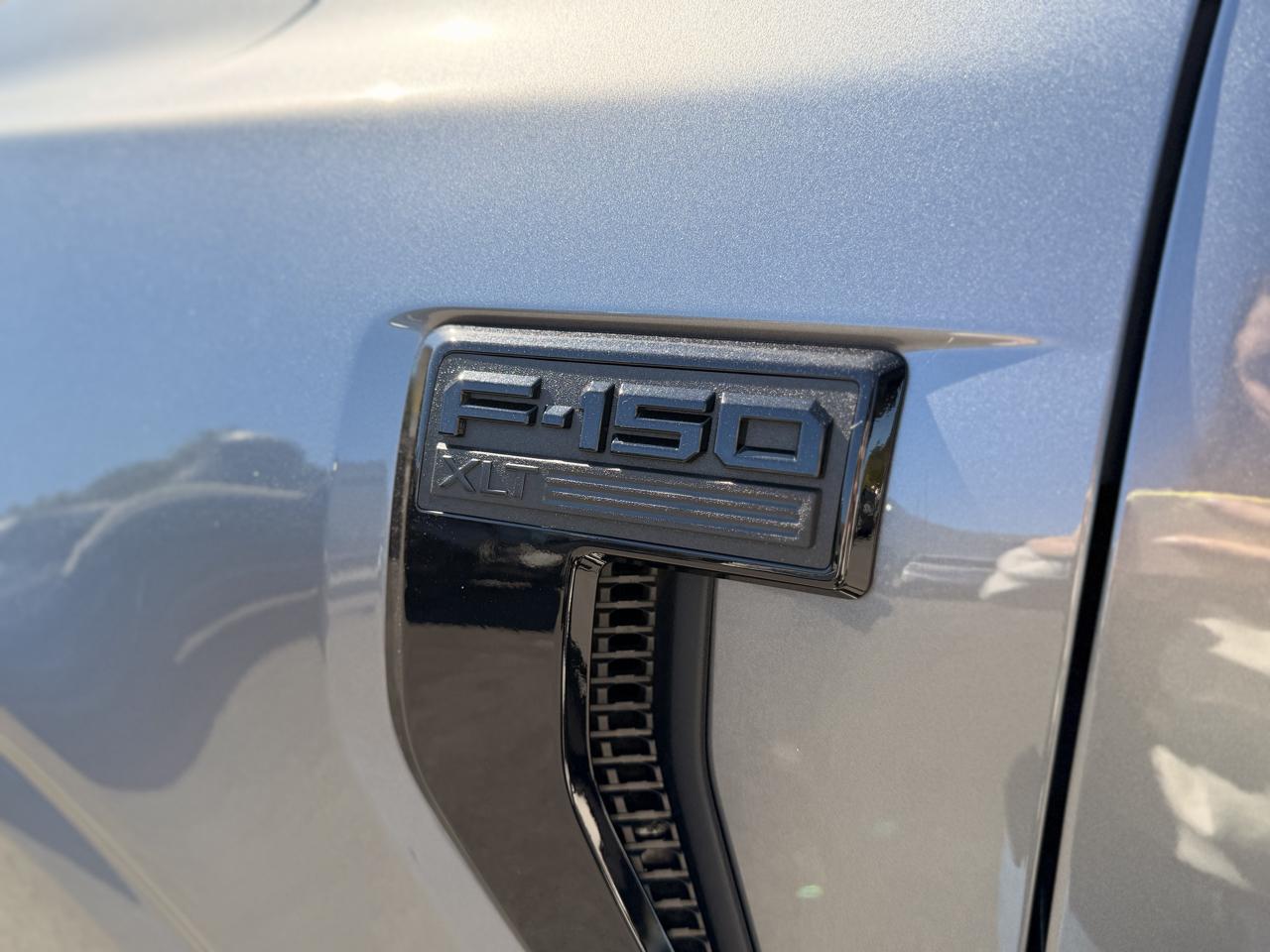 Ford F-150 XLT SuperCrew 4WD 2024
