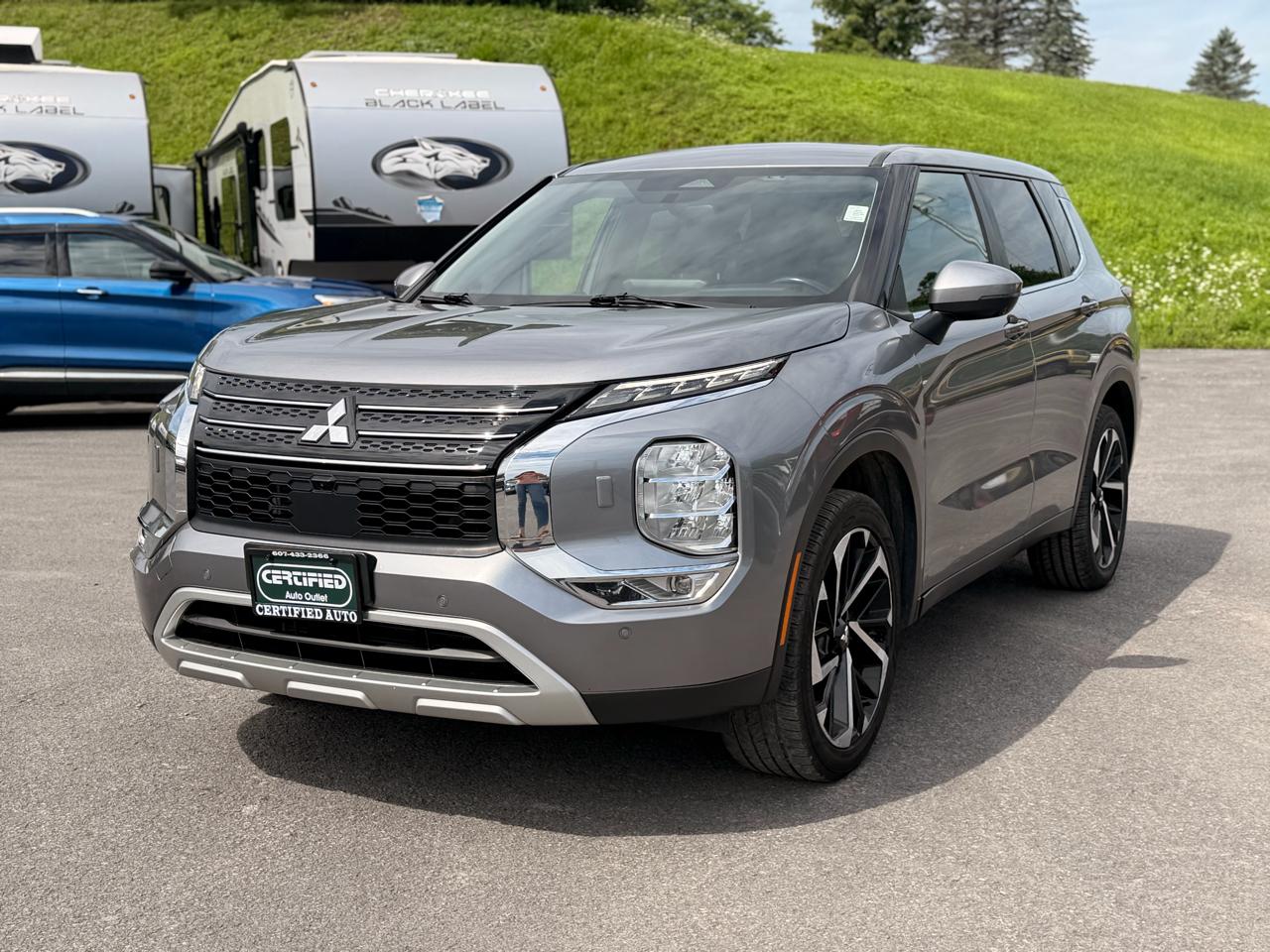 2023 Mitsubishi Outlander SE 4WD