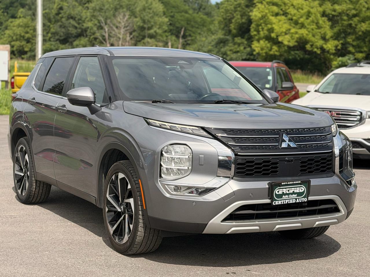 Mitsubishi Outlander SE 4WD 2023