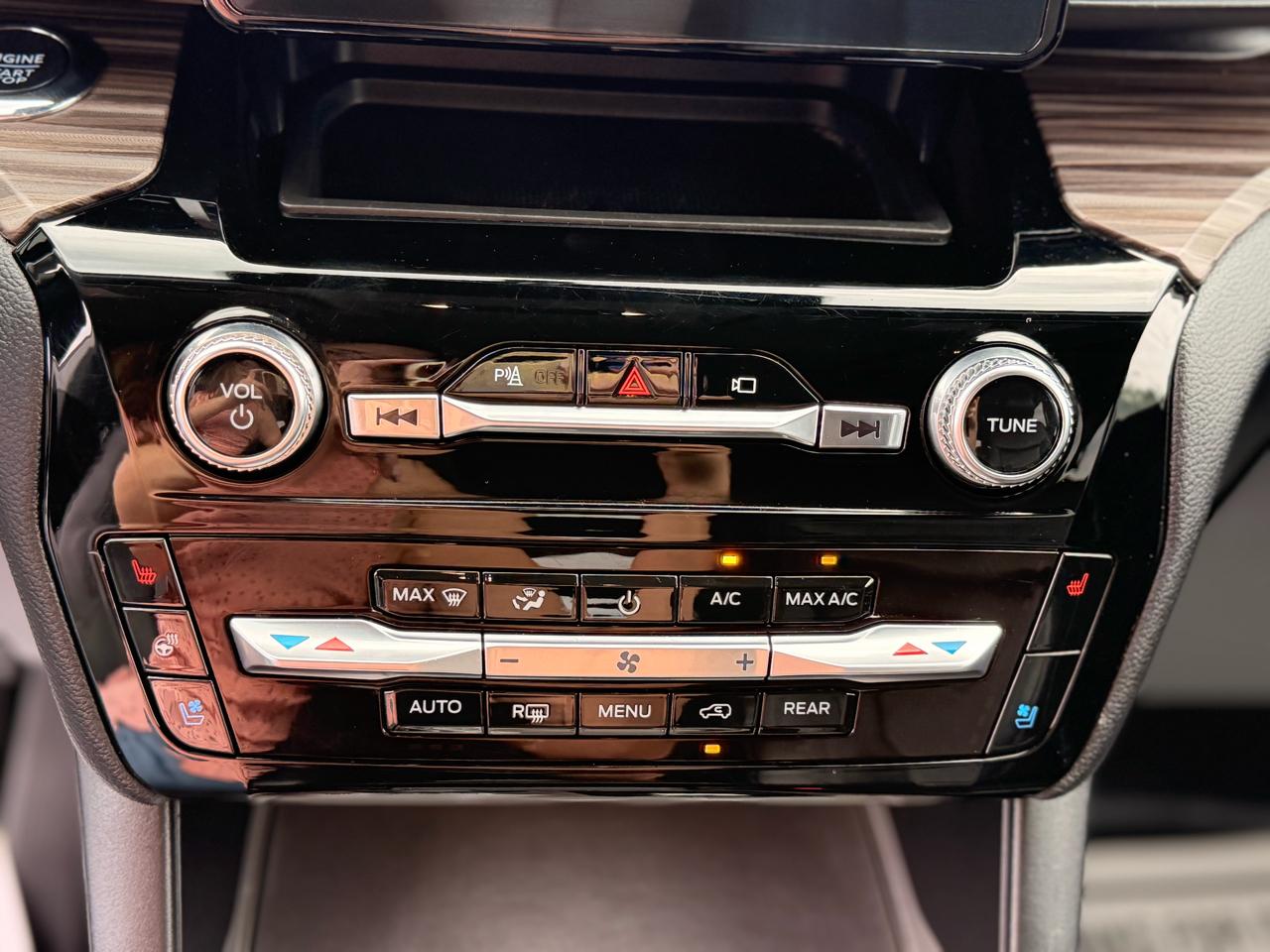 Ford Explorer Limited AWD 2022