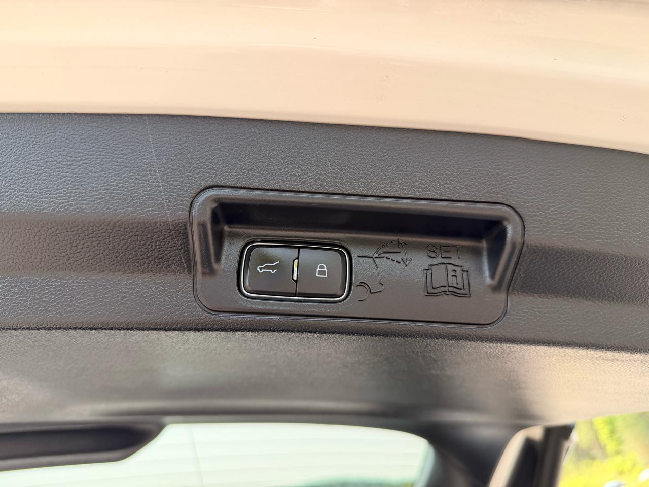Ford Explorer ST AWD 2021