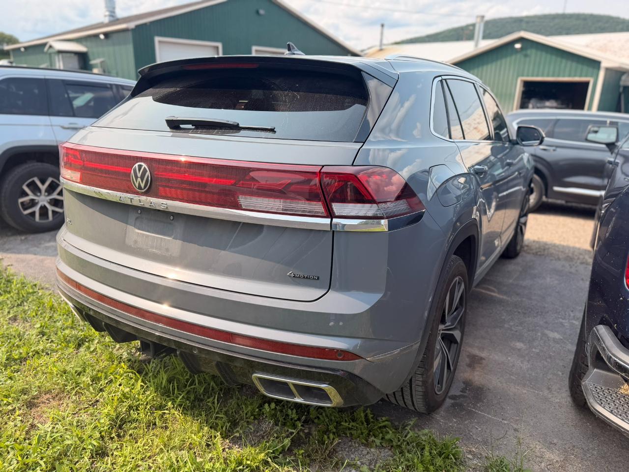 Volkswagen Atlas Cross Sport SEL Premium R-Line 4MOTION 2024