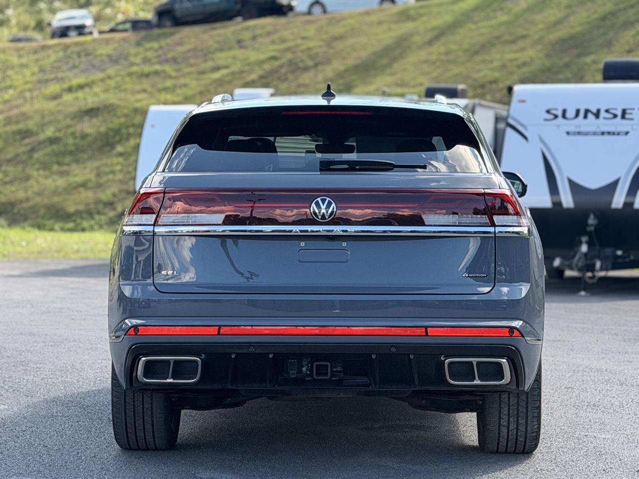 Volkswagen Atlas Cross Sport SEL Premium R-Line 4MOTION 2024