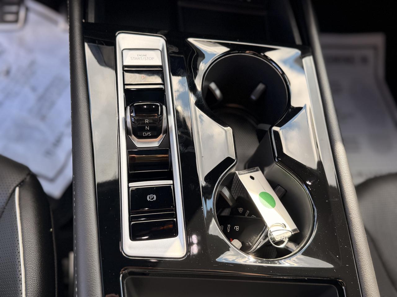 Volkswagen Atlas Cross Sport SEL Premium R-Line 4MOTION 2024