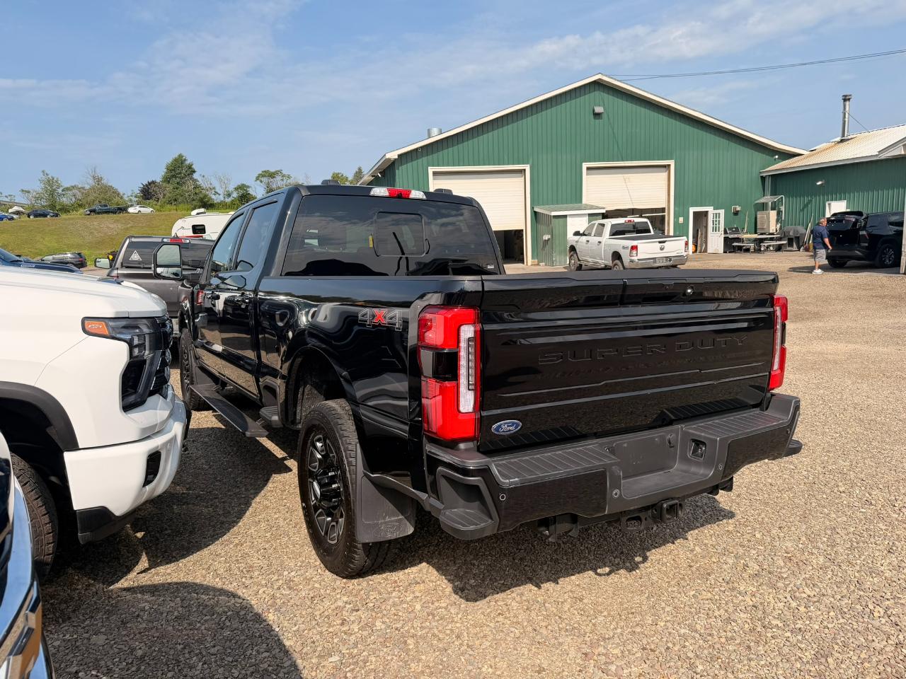 Ford F-250 SD Platinum Crew Cab 4WD 2025