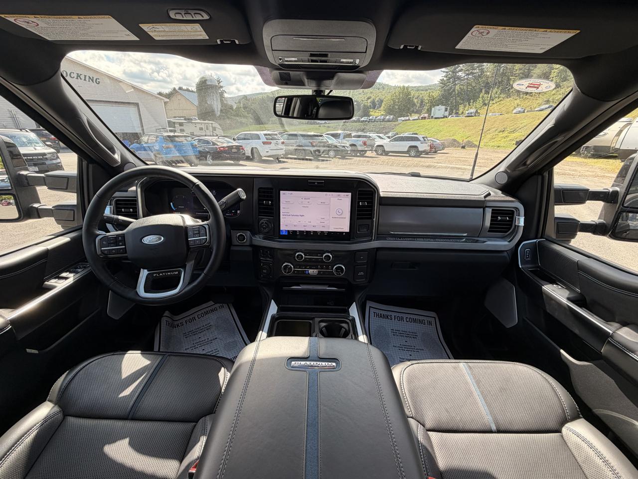 Ford F-250 SD Platinum Crew Cab 4WD 2025