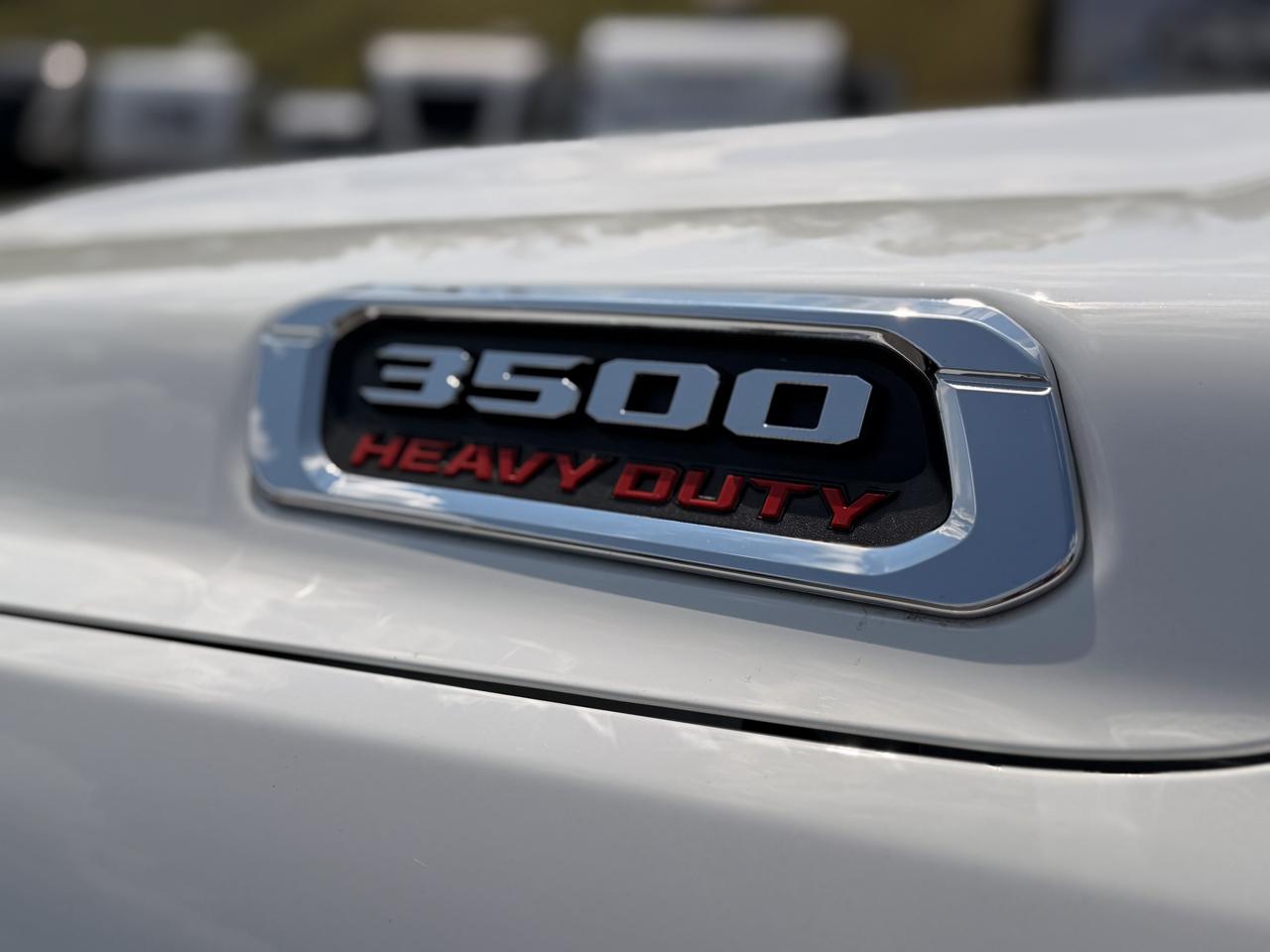 RAM 3500 Tradesman Crew Cab 4WD 2024
