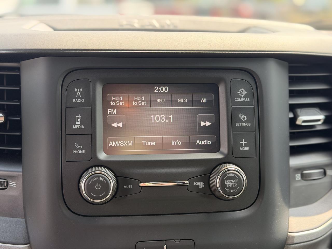 RAM 3500 Tradesman Crew Cab 4WD 2024