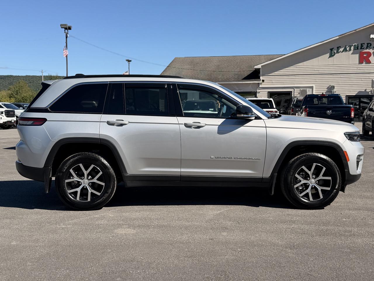 Jeep Grand Cherokee Limited 4WD 2025