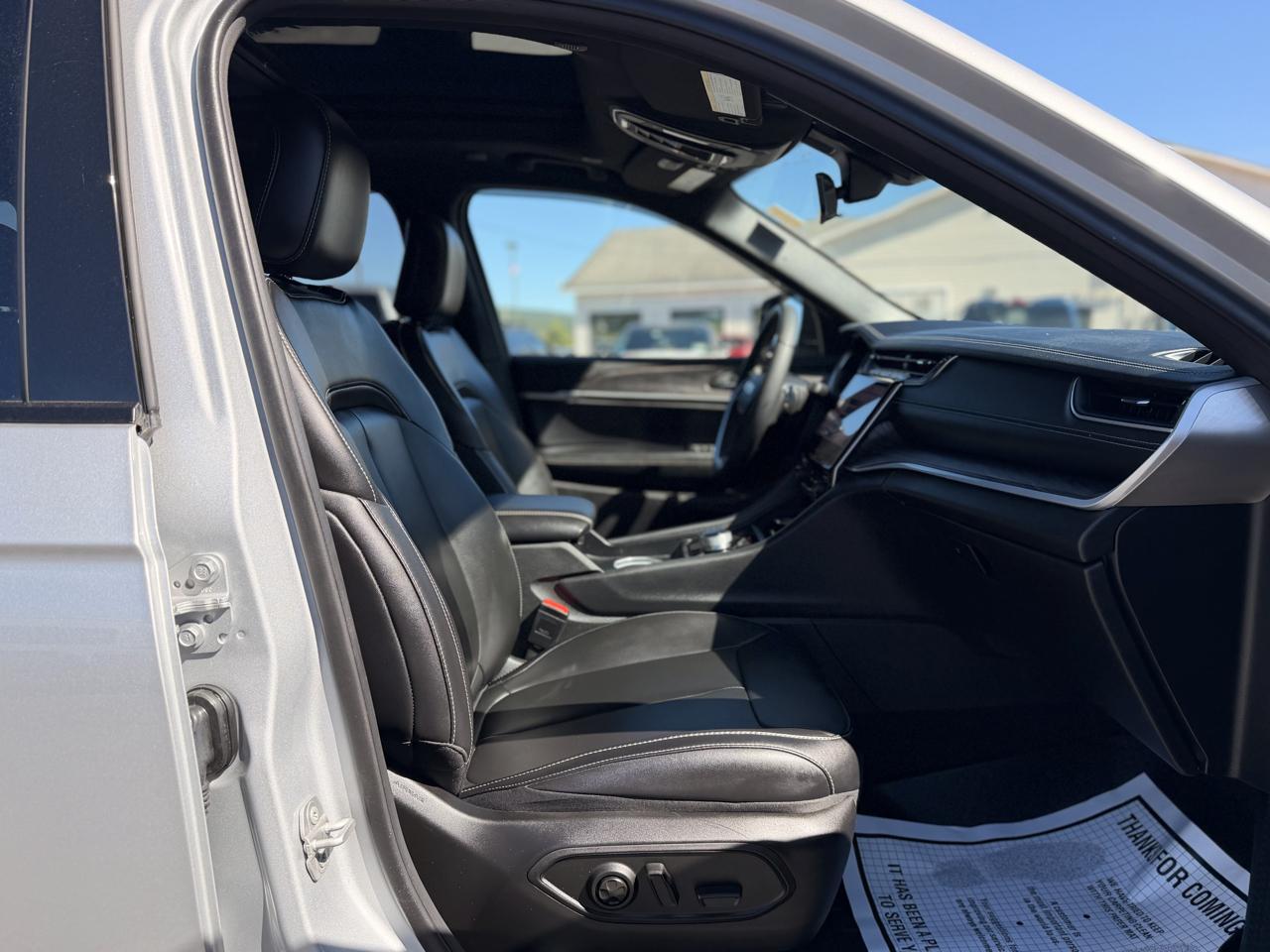 Jeep Grand Cherokee Limited 4WD 2025