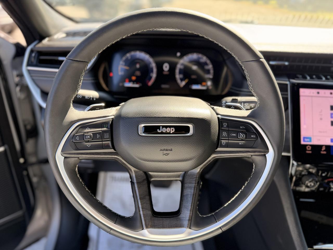Jeep Grand Cherokee Limited 4WD 2025