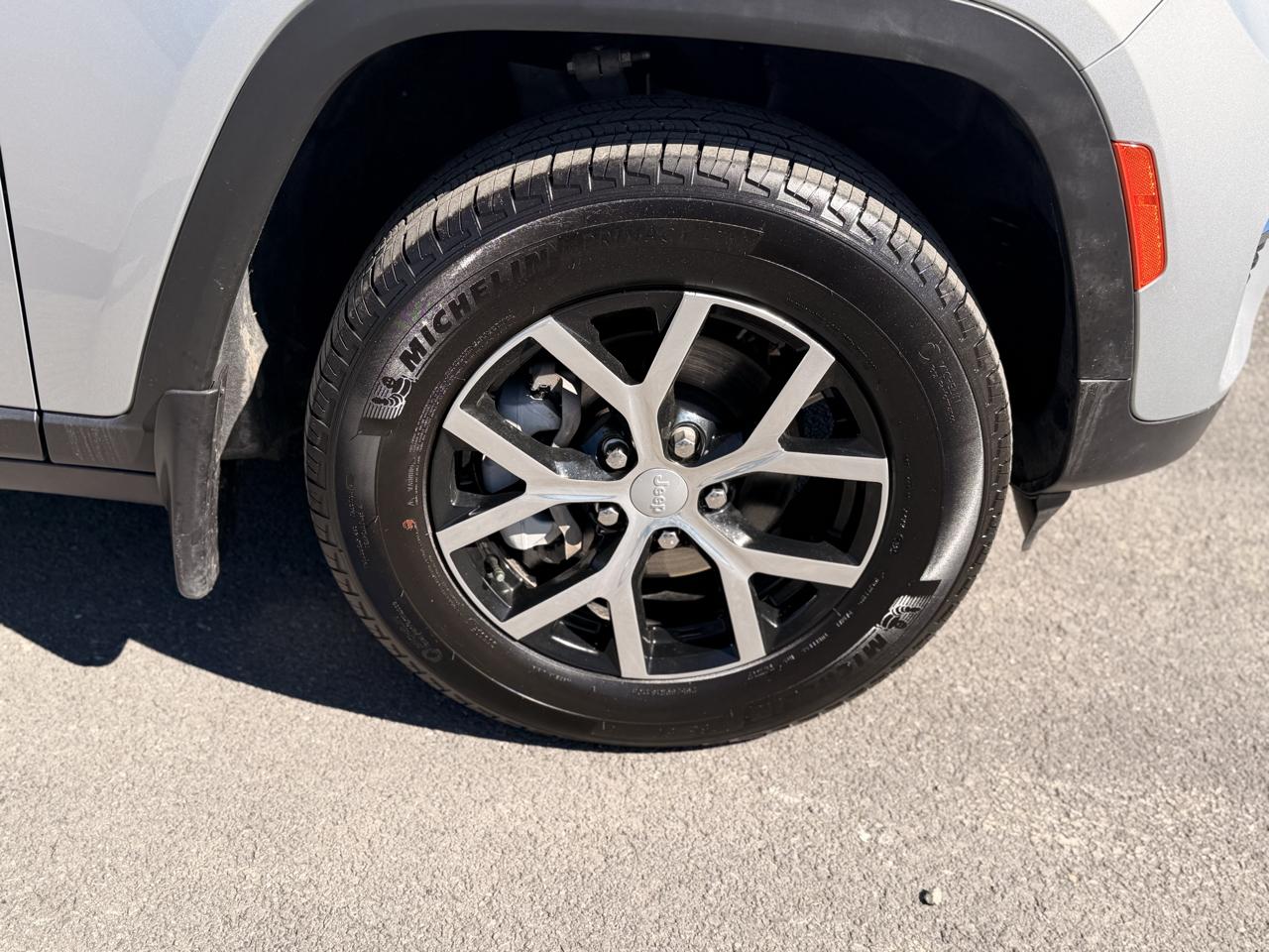 Jeep Grand Cherokee Limited 4WD 2025