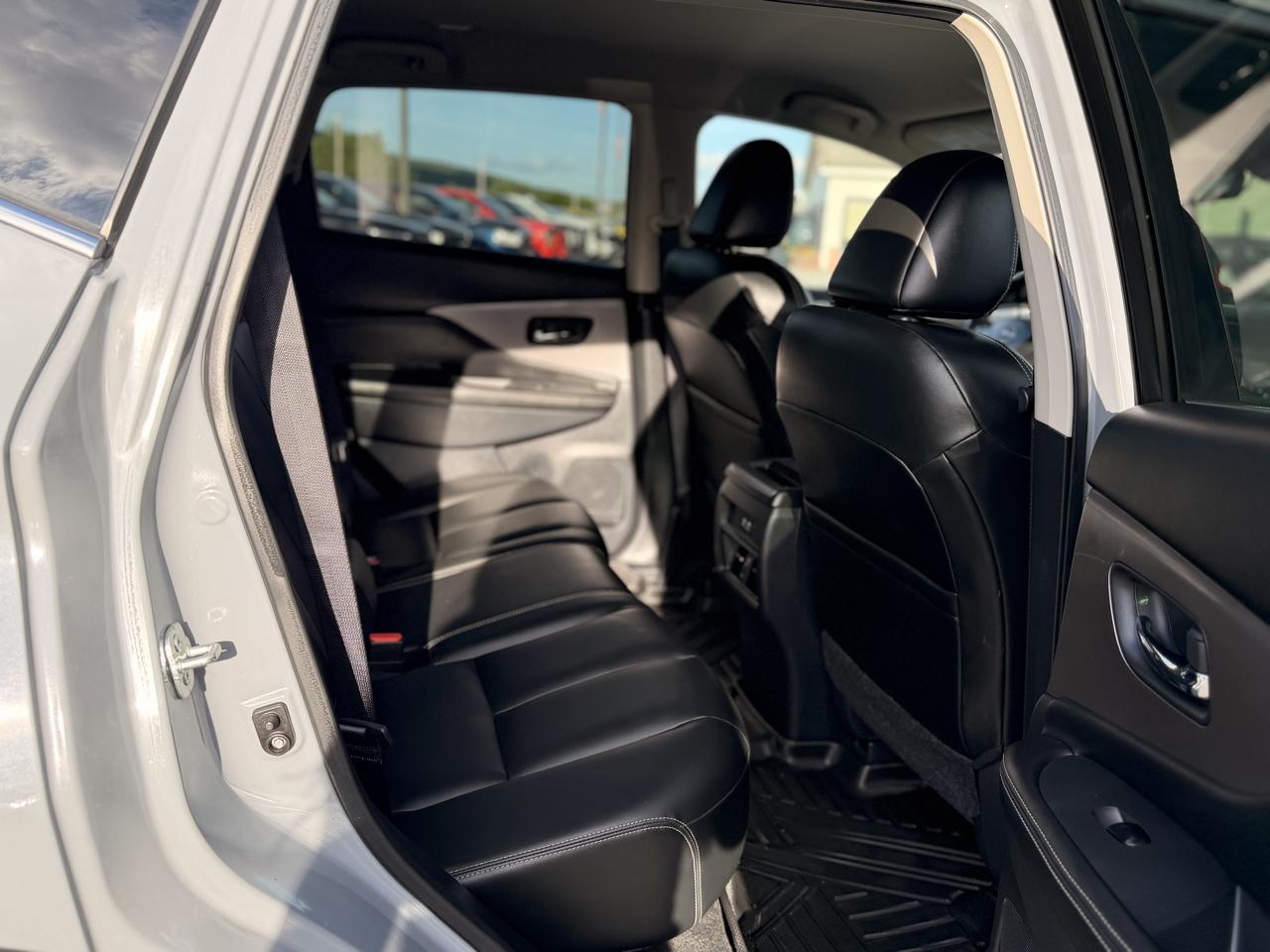 Nissan Murano SV AWD 2023