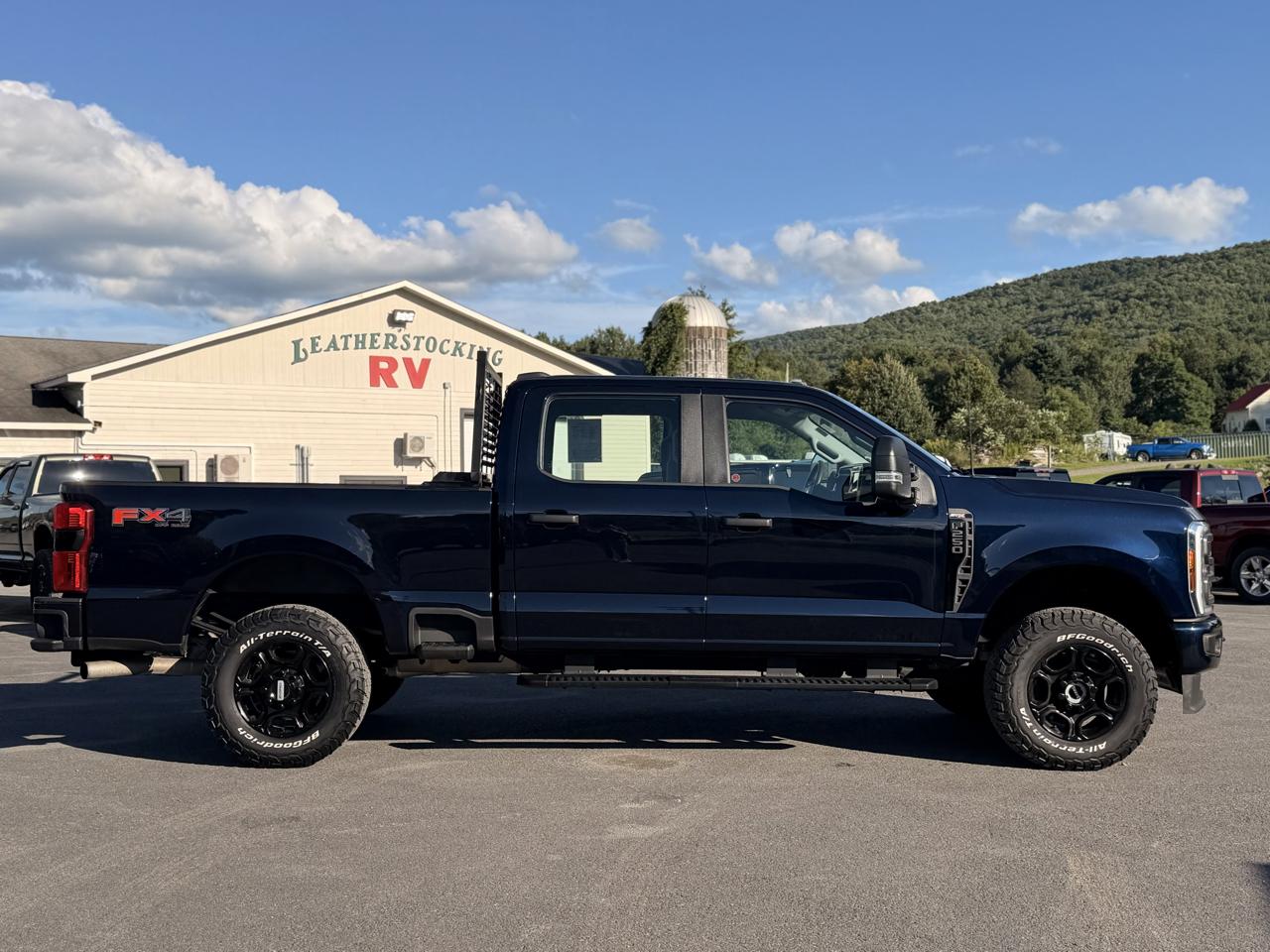 Ford F-250 SD  2025